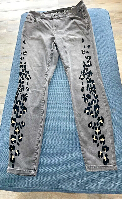 inc international concepts skinny leg regular fit animal print stretch jeans 8