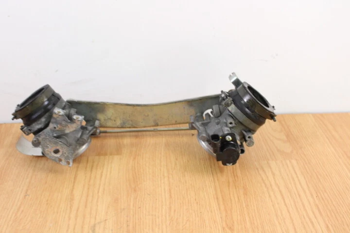 Moto Guzzi MotoGuzzi V7 2009 cuerpos de acelerador y botas de admisión Foto 2 de 4