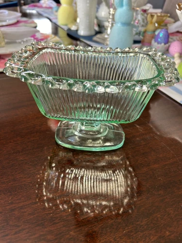 Vintage Green Depression Indiana Glass Candy Dish Lace Edge – Approx 7”x5”x5”