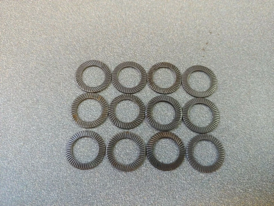 12 ARANDELAS DE ANILLO DE BLOQUEO DENTADO ORIGINALES PORSCHE 356 356A 356B 356C 911 912 B10 Foto 2 de 3