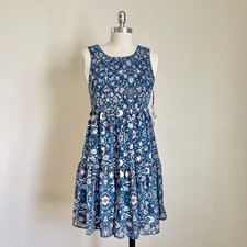 Pricess Vera Wang NWT Blue Floral Smocked Tiered Babydoll Dress Size Medium