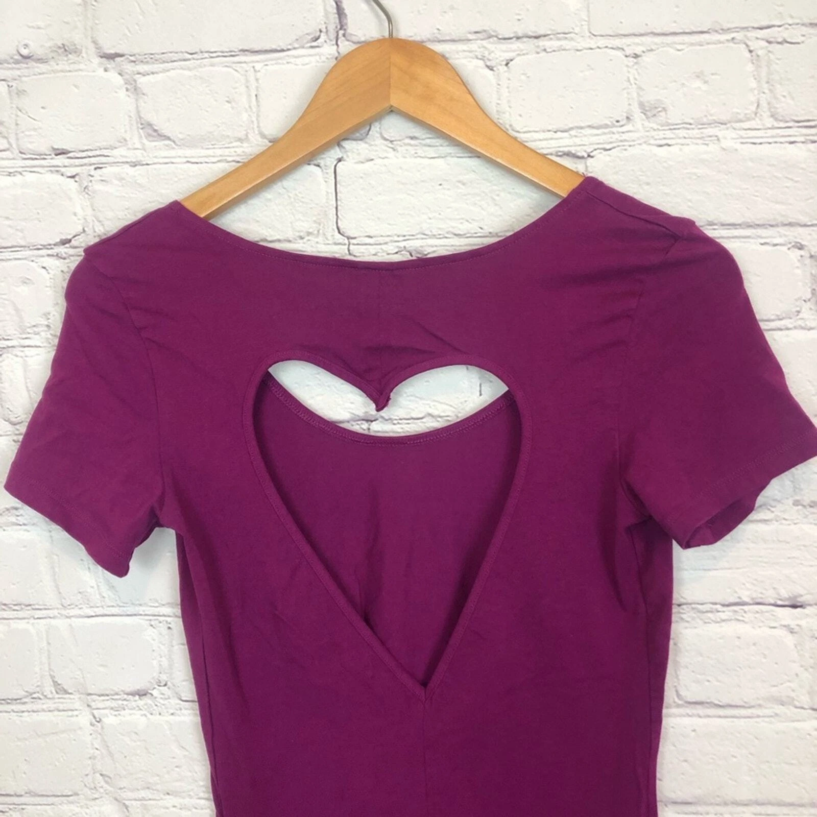 UNDERCOVER Abito rosa Victoria’s Secret con scollo a cuore dietro taglia media