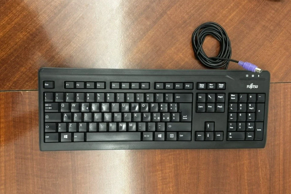FUJITSU KB410 G PS2 TASTIERA NERA ITA - KEYBOARD - OTTIME CONDIZIONI - Immagine 2 di 4