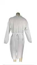 Seniorwear Disposable Isolation Gown - Large - SW103 - Brand New Factory Sealed 