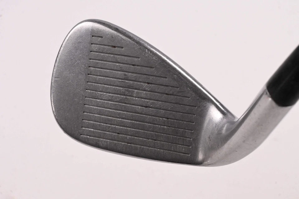 Titleist 712 AP1 #9 Iron / 41 Degree / Regular Flex Dynalite Gold XP R300 Shaft - Image 2 of 4