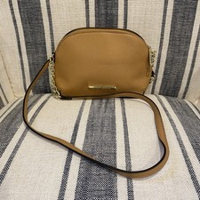 Tan Leather Steve Madden Shoulder Bag/Crossbody Bag w/ Gold Hardware