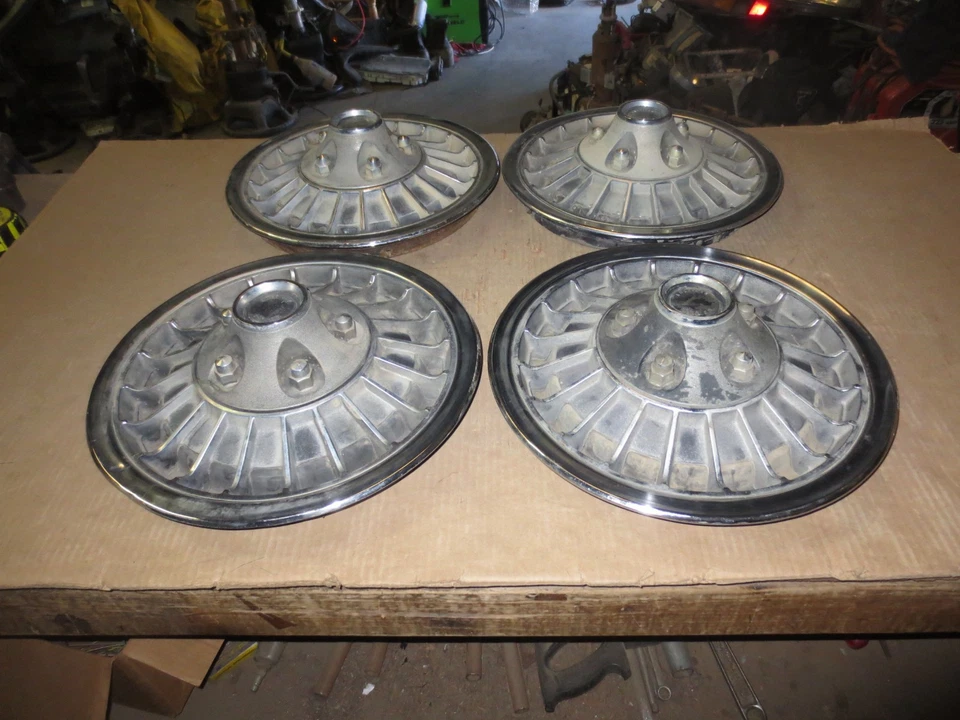 66 67 68 69 70 71 AMC AMX Javelin Rebel American Tapacubos Llanta Cubierta 14" JUEGO Foto 2 de 4