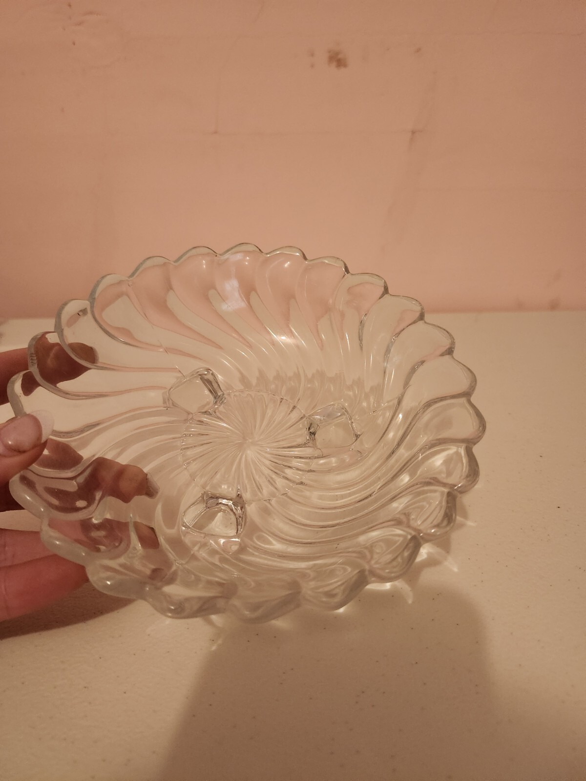 Spiral Glass Pedestal Serving Dish for Elegant Desserts and Decor
