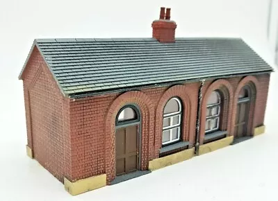 LINESIDE STATION WAITING ROOM BUILDING OO GAUGE WORKS WITH HORNBY & BACHMANN