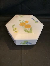 Lace Fine China Toscany Japan Octagon Lidded Trinket Box Floral/White Porcelain