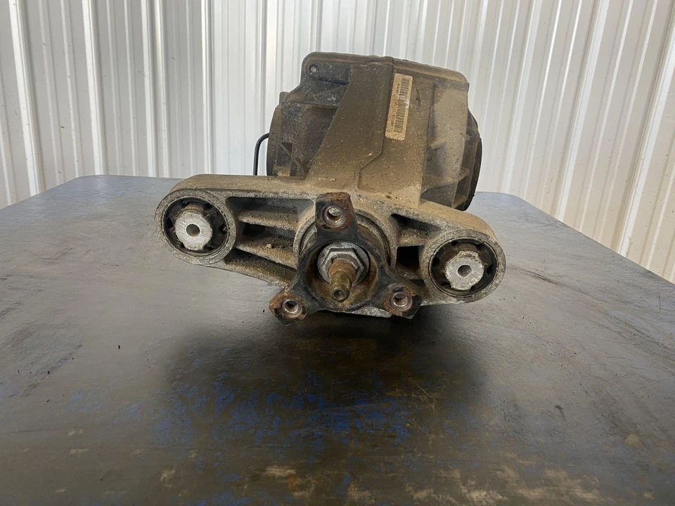 Pontiac G8 2009 tracción trasera diferencial portador 111.958 millas 5 velocidades id# 92212803 Foto 3 de 4