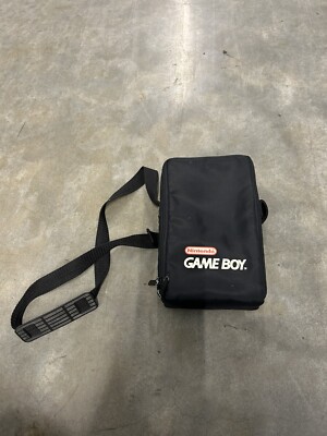 VINTAGE NINTENDO CARRYING CASE WITH PLASTIC INSERT GOOD CONDITION