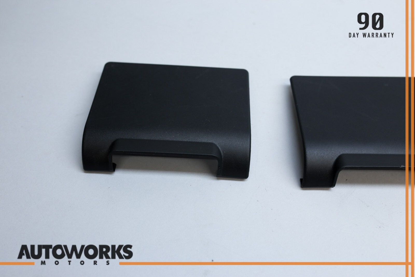 14-17 Maserati Ghibli M157 Dash Glove Box USB AUX Port Cover Set EP130009 OEM