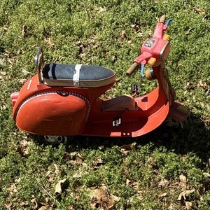 Vintage Red Ride-On Scooter Toy Three Wheels Age Level 4-7 Boys & Girls Pre-1970
