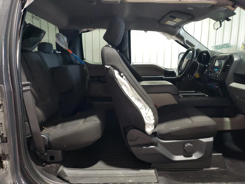 Used Fuel Tank fits: 2017 Ford F150 PICKUP gasoline 141.00`` WB 36 gallon Grade - Изображение 3 из 4