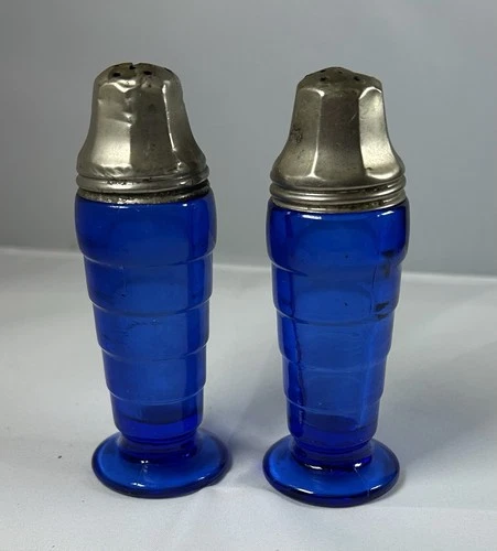 Hazel Atlas Moderntone Cobalt Blue Glass Salt & Pepper Shakers Depression Glass