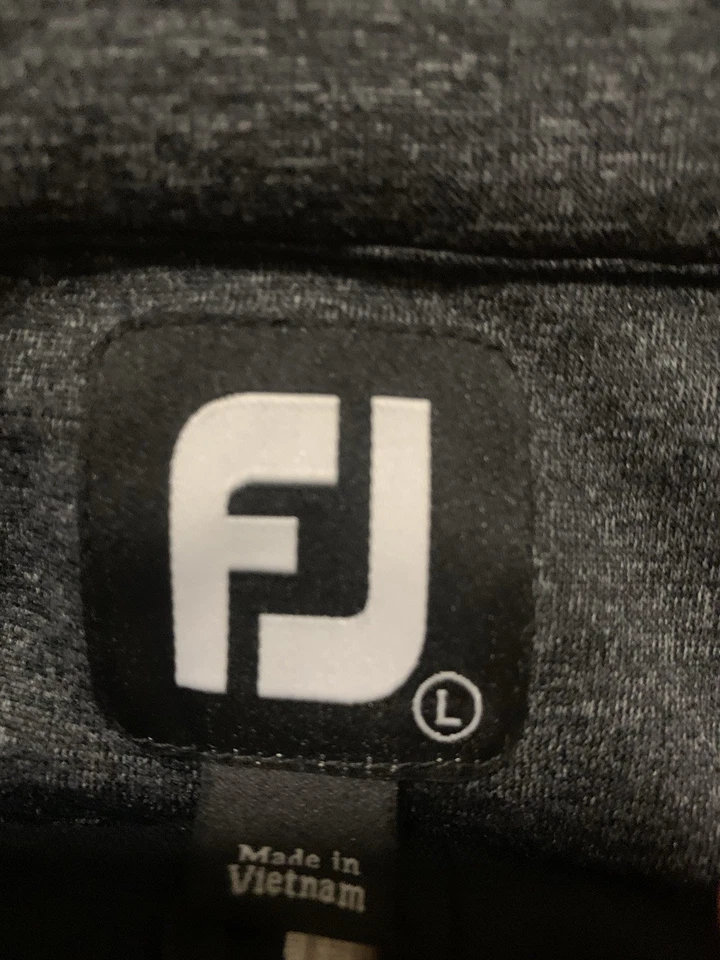 FootJoy Men’s 1/2 Zip Black Vest Size Large W/Logo NWT - Image 3 of 4