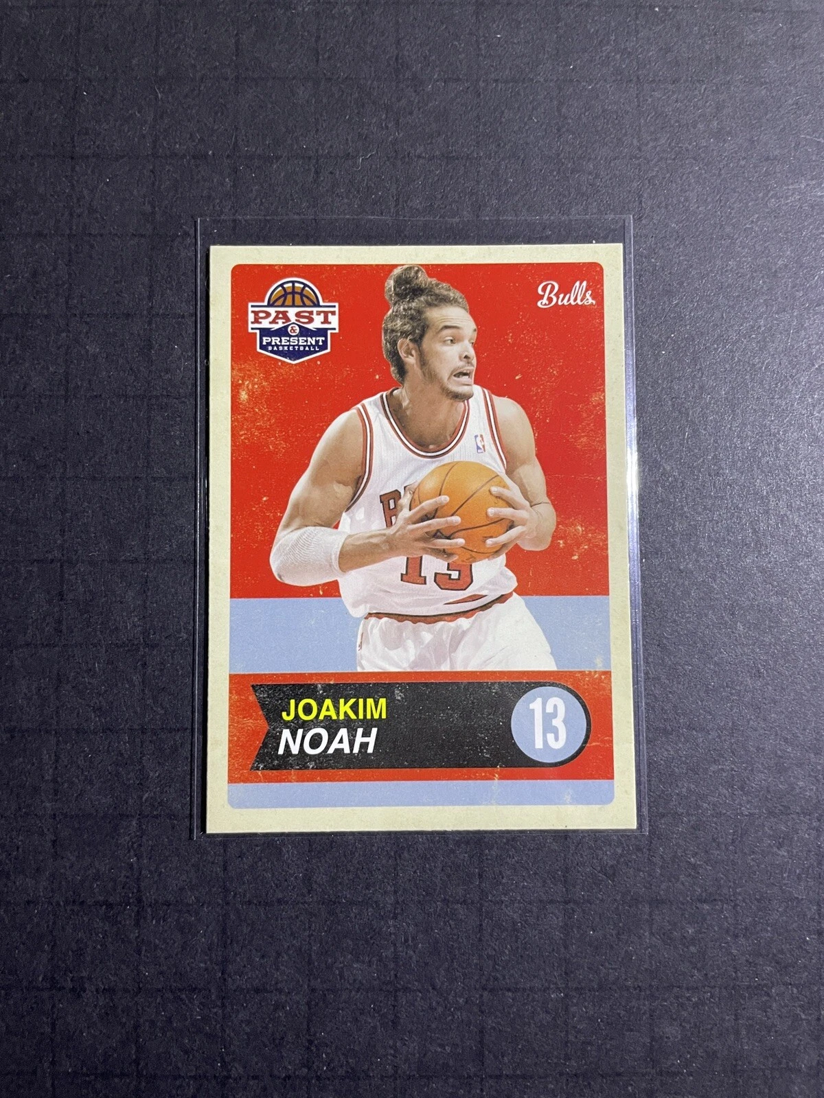 Joakim Noah trading card