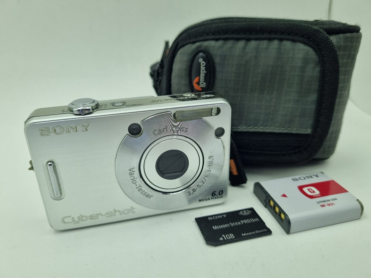 Sony Cyber-shot DSC-W50 6.0MP Digital Camera - Silver