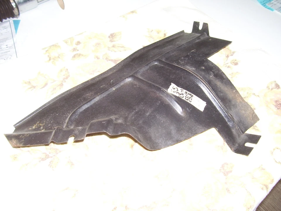 Ford Thunderbird 1963 protector contra salpicaduras para alternador Foto 2 de 4