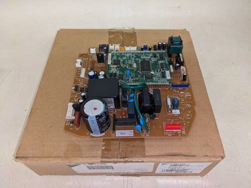 Brand New! Daikin 2391548 Control Board Printed Circuit Board (M4) - Picture 2 of 8