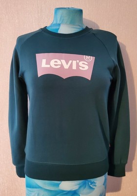 green levis jumper