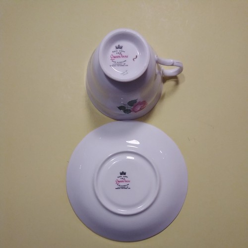Queen Anne Bone China Tea Cup / Saucer Roses Floral Pattern 8217 Made In England - Picture 3 of 12