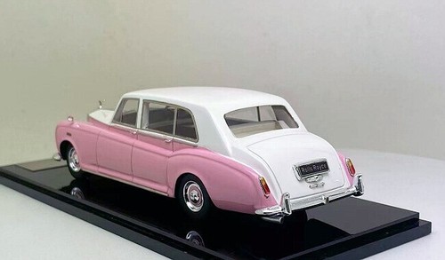 1/43 Rolls-Royce Phantom VI Mulliner Park Ward Limousine 1970 (Pink / White) - Picture 6 of 7