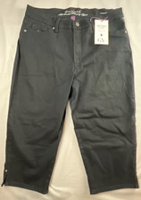 Gloria Vanderbilt Black Amanda Capri 14P NWT