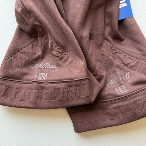 Pantalones Cortos de Baloncesto NBA Talla Pequeña Marrón Murkeado Pantalones Cortos Sobre la Rodilla Nuevos. - Imagen 9 de 9