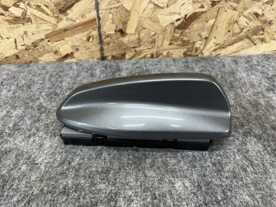 VOLVO S90 2017-2022 RADIO ANTENA TECHO GRIS OEM Foto 2 de 4