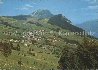 Amden Walensee SG mit Leistkamm und Walensee