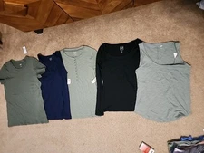 Gap Women's Mixed Lot of 5 Various Styles And Colors Size Small 
