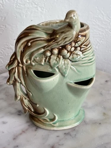 Mccoy Bird Of Paradise Strawberry Planter Vase Green