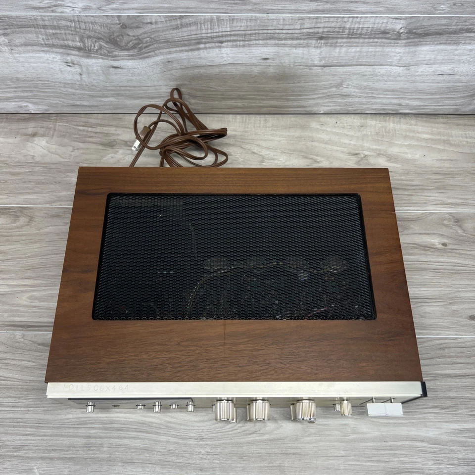 Amplificador Integrado Realistic SA-2000 Plateado AMP Años 70 De Colección Sin Probar Foto 2 de 4