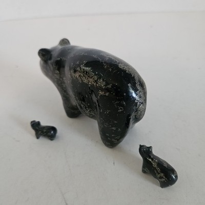 VTG Inuit Style Hand Carved Walking Bear w/Cub Serpentine Soapstone 6'' Sculpture