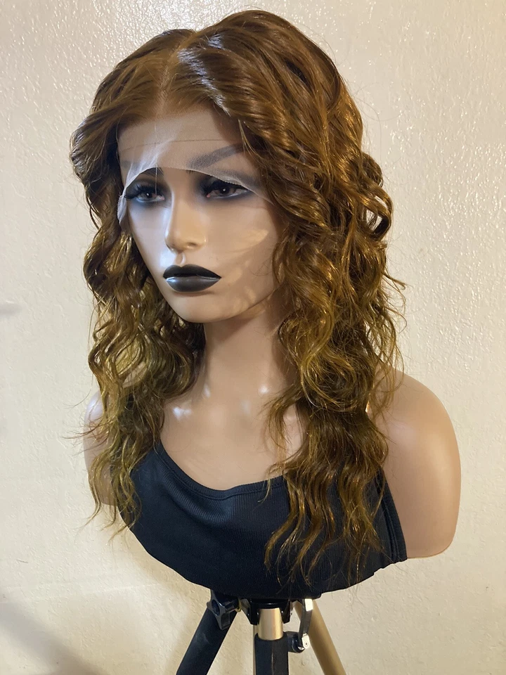 Peluca de cabello humano frontal de encaje canela Foto 3 de 4