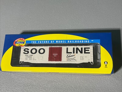 Athearn ~ 71952 ~ HO ~ 178264 ~ Soo Line ~ 50  PD Smooth Side Boxcar