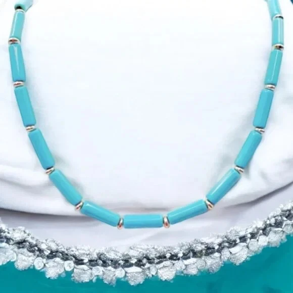 Collar Kendra Scott Ember Plata Hilo en Turquesa Variegada. Minorista $98 Foto 4 de 4