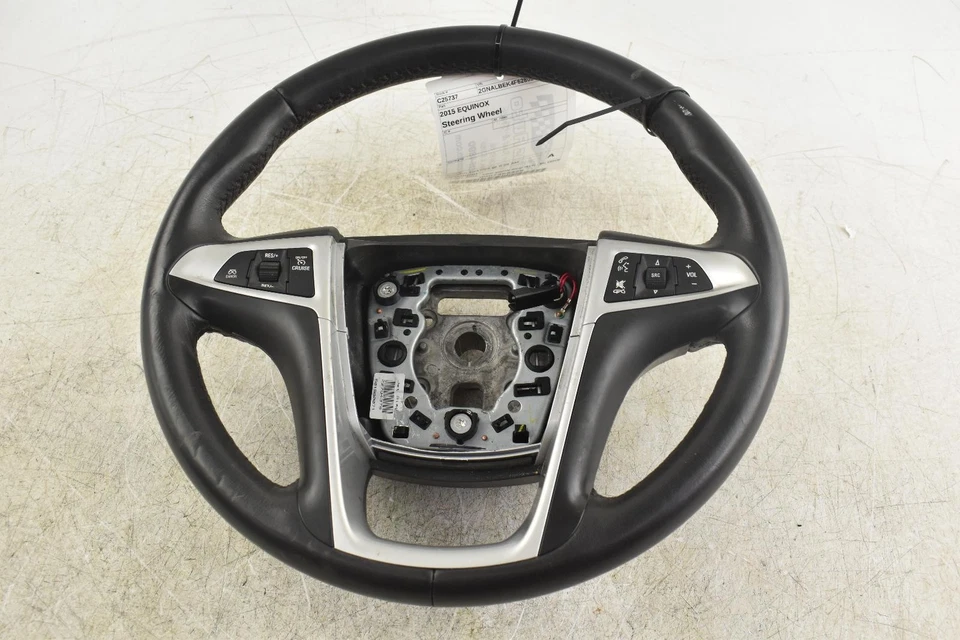 Volante usado se adapta a: Chevrolet Equinox 2015 grado A Foto 4 de 4