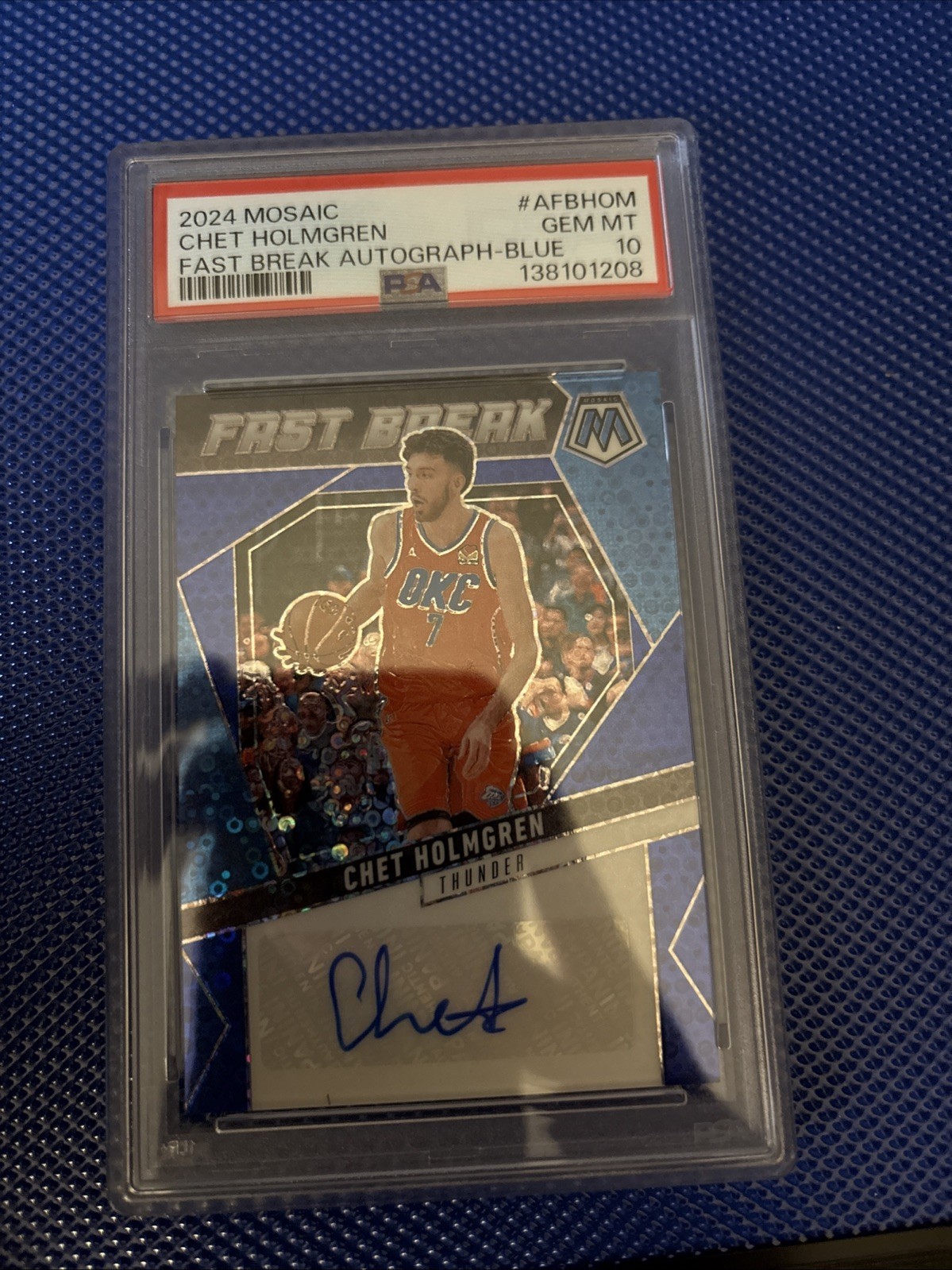 2024 Mosaic Chet Holmgren Fast Break Auto Blue /25 PSA 10