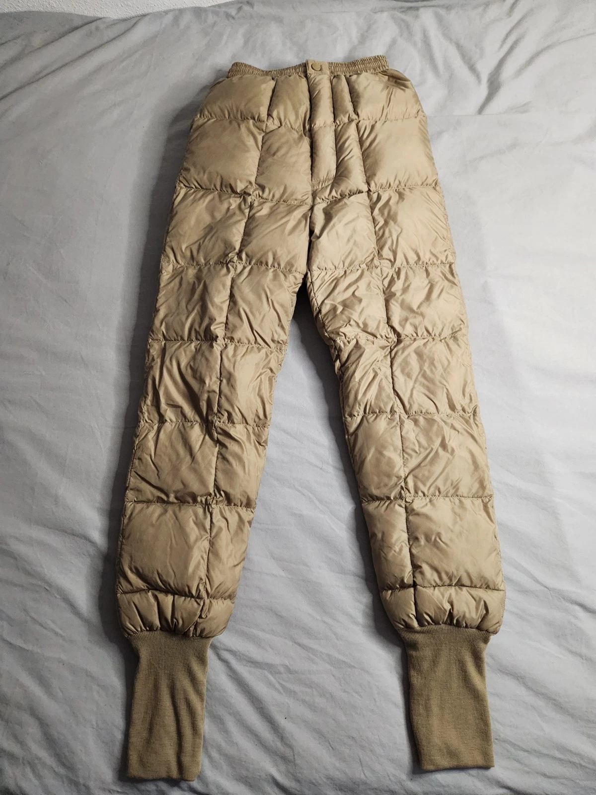 Cabelas Premier Northern Goose Down Puffer Pants Mens Small Brown Base Layer NEW