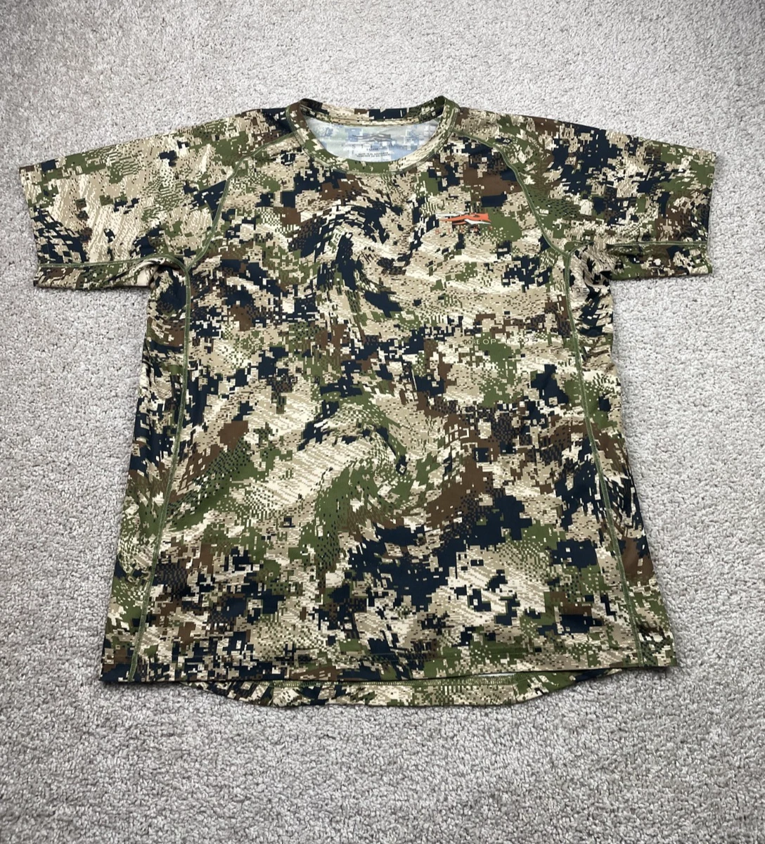 T-Shirt camouflage manches courtes à col v pour femme • The Militaire