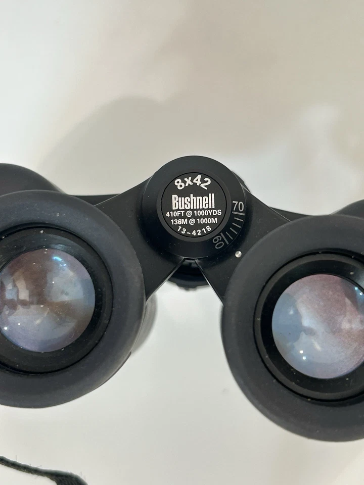 Bushnell H2O Waterproof/Fogproof Roof Prism Binocular 8x42-mm Black 158042 - Image 3 of 4