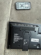 Insignia NS-DPF7 7" Digital Picture Frame