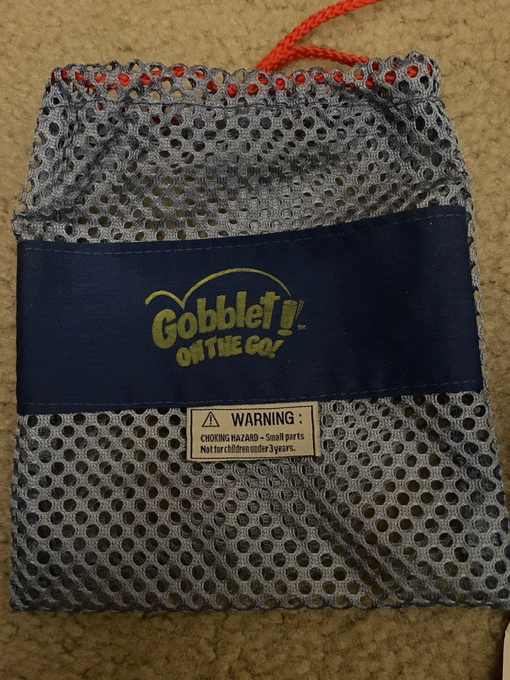 Gobblet on the go-El galardonado divertido juego de estrategia juego de mesa de colección Foto 4 de 4