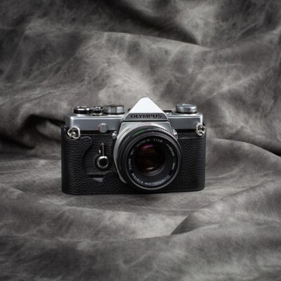 For Olympus OM-1/1N OM-2/2N OM-4/4TI Real Leather Half Camera Case Bag Black