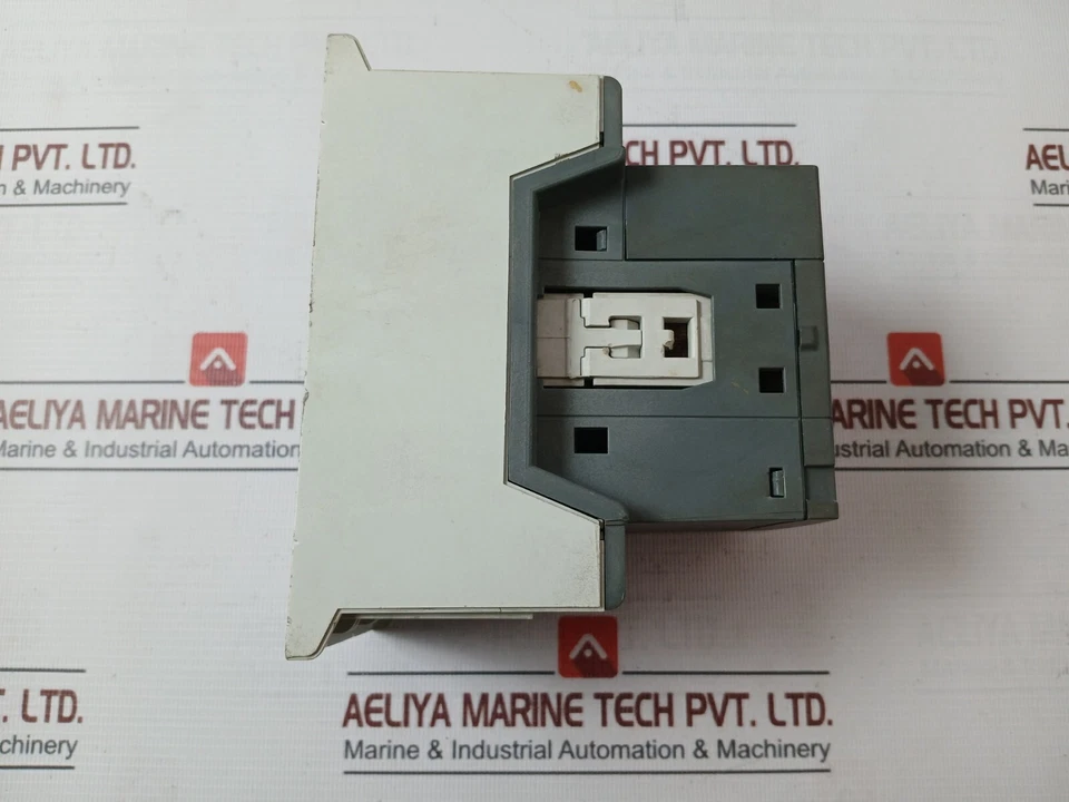 ABB AF116-30 Contactor 1SFC100003M0201 100–250V AC/DC 50/60Hz 1000V - Image 4 of 4