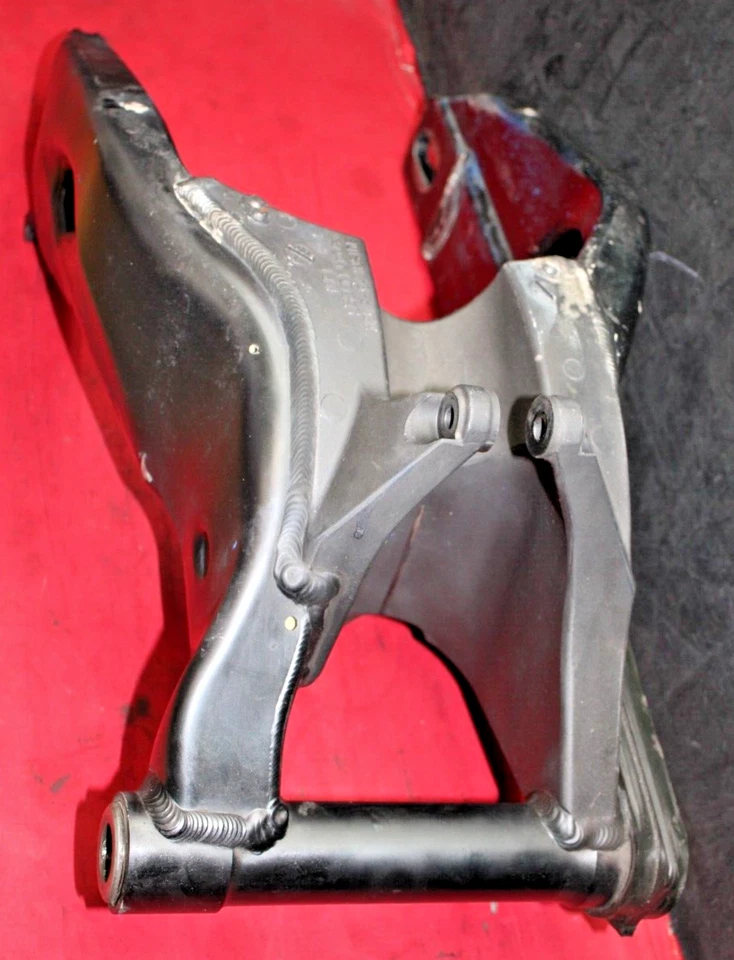 Brazo basculante Honda CBR1000RR 2008-2016 #5185 Foto 2 de 4