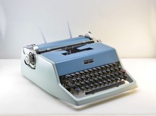 1967 Olivetti Underwood 21 Typewriter Professionally Serviced Gorgeous Cosmetics thumbnail